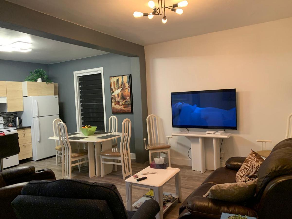 Apartmán Le 2300 S Saint-Hyacinthe Exteriér fotografie